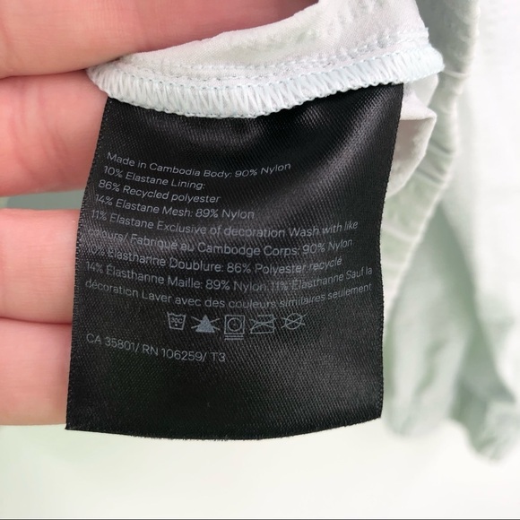 LULULEMON Pack Light Pullover Packable Jacket Windbreaker Lightweight Ocean Air - Picture 11 of 15